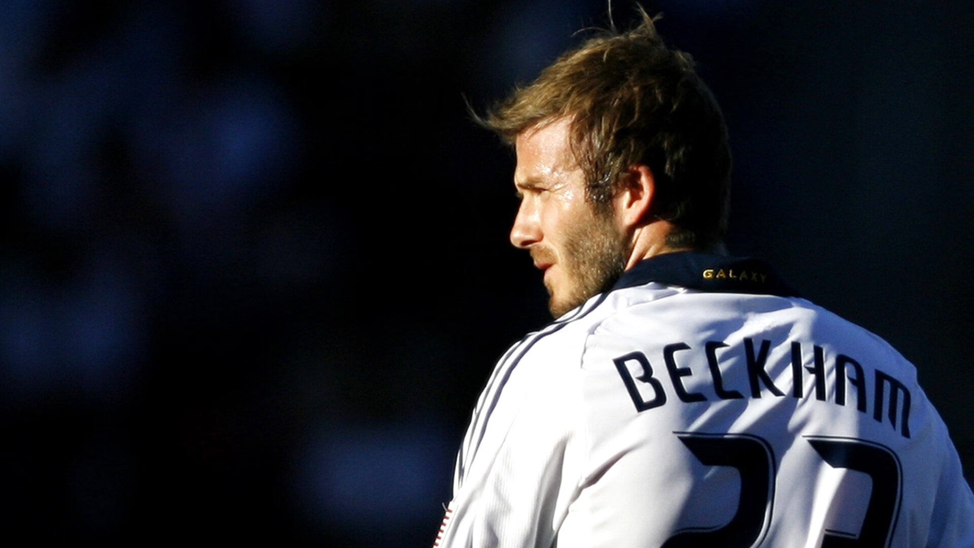 曼城传控节奏丝滑压制整场走势，曼城 主力